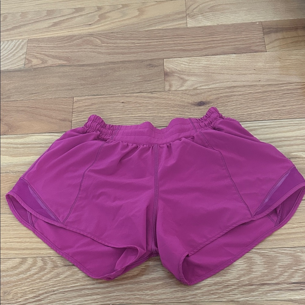 Lululemon Hotty Hot shorts